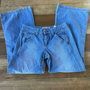 Vintage Y2K Wide Leg Tommy Hilfiger Jeans - size 4